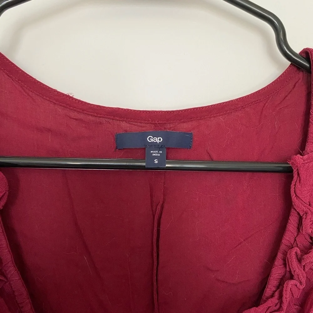 Gap Ruffled Top - Picture 3 of 4